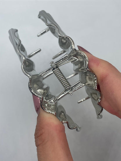 Sheru Muschel-Haarklammer klein in silber
