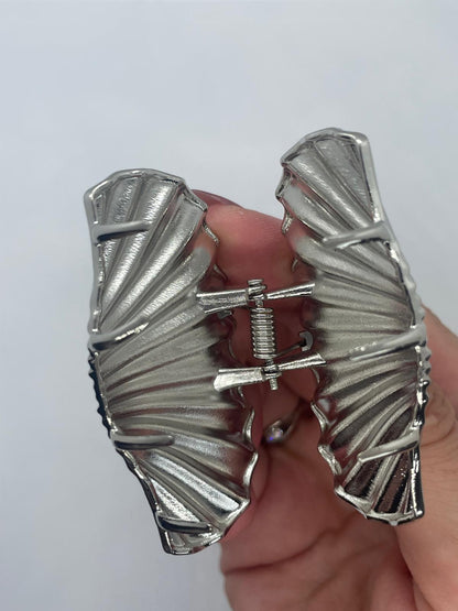 Sheru Muschel-Haarklammer klein in silber