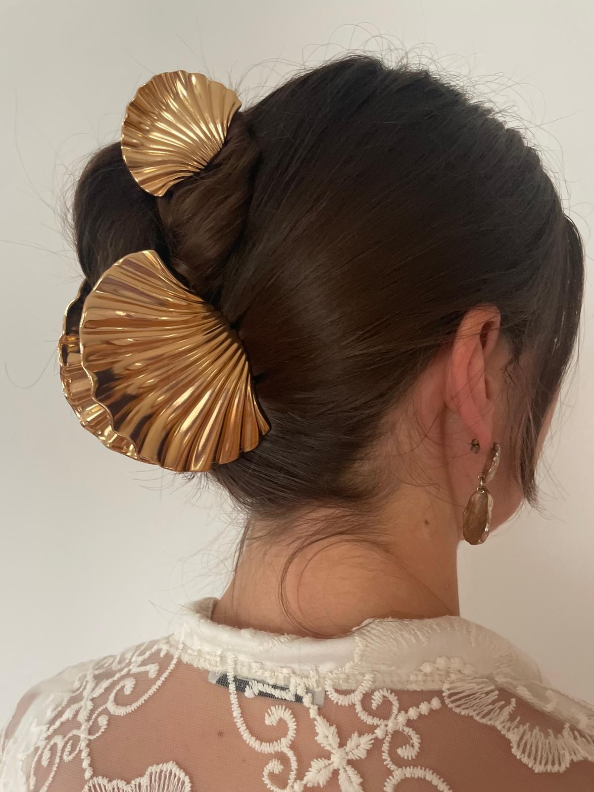 Sheru Muschel-Haarklammer groß in gold